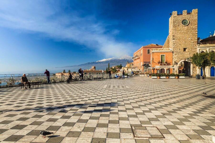 |FROM CATANIA| Etna and Taormina Tour [PRIVATE TOUR] - Mount Etna Up Close: Craters, Lava Photo Moments, and the Walk You Feel