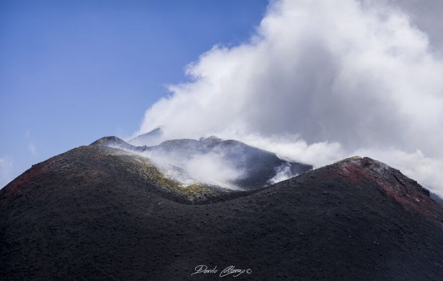 From Catania: Etna tour to the Base of the Summit Craters - Cable Car to About 2500 Meters: The Easy Start With Big Altitude Effects