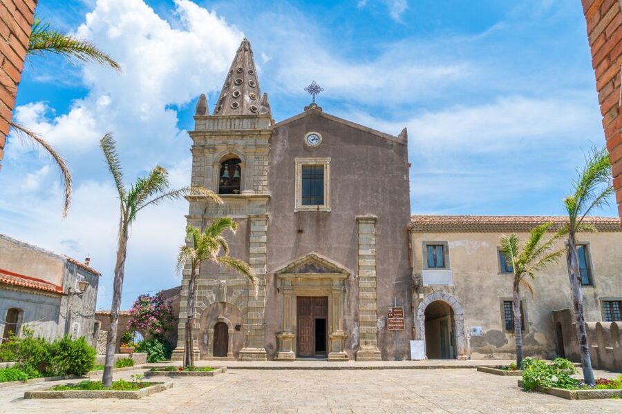 From Catania: Guided Godfather Tour with Taormina Visit - Should You Book This Godfather Tour From Catania?