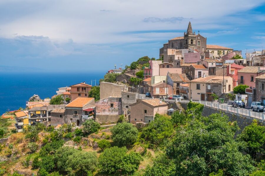 From Catania: Guided Godfather Tour with Taormina Visit - Who This Tour Is Perfect For (and Who It Might Not Fit)