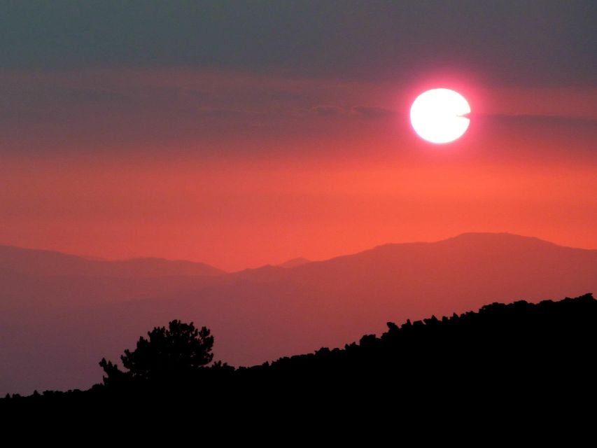 From Catania: Mount Etna Sunset Tour - Sicilian Street Food and Etna Red Wine at Sunset
