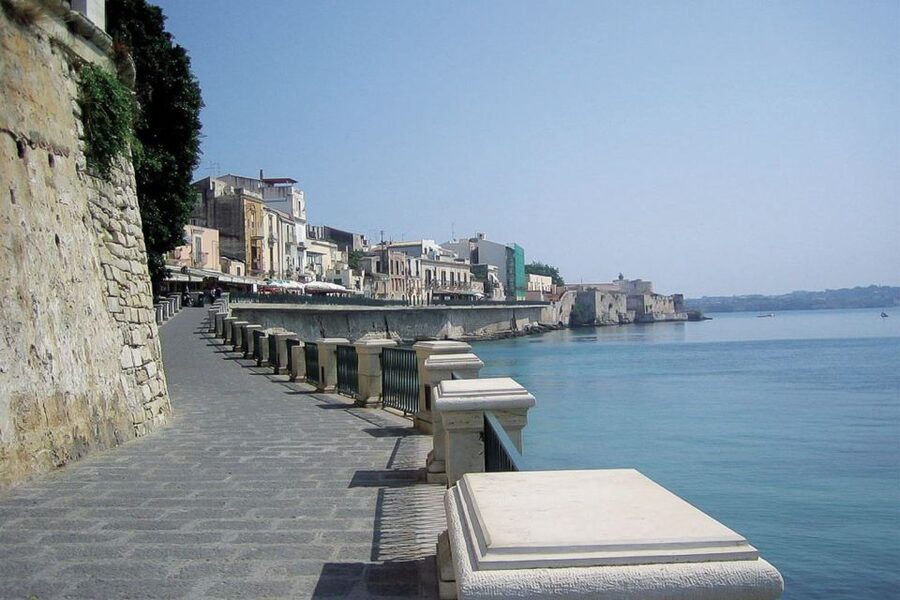From Catania: Neapolis of Syracuse, Ortygia, and Noto Tour - Who Should Book This Syracuse, Ortygia, and Noto Tour