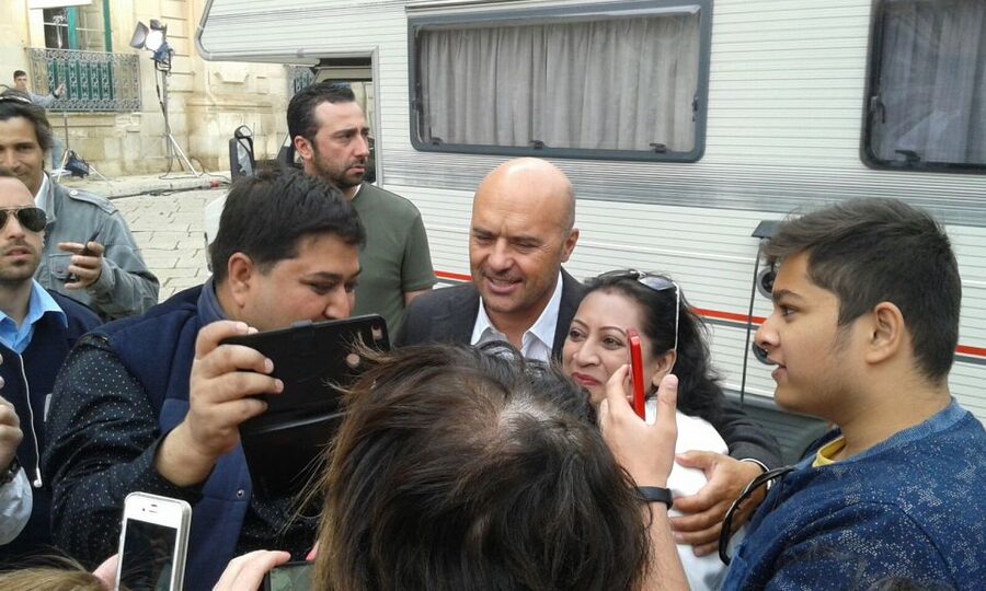 From Catania: Southeast Sicily Inspector Montalbano Tour - Getting started in Catania: pickup at the right time matters