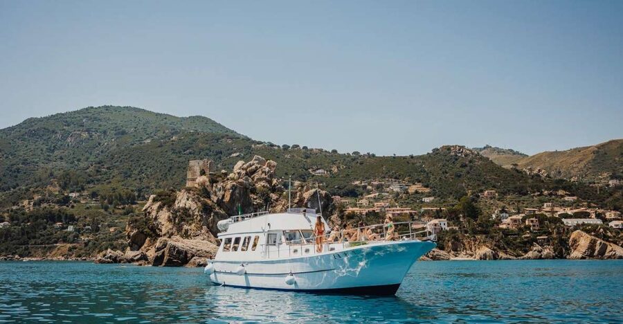 From Cefalù: Coast To Coast Morning Tour With Boat Trip - A 09:45 to 12:45 morning on Cefalù’s waterline
