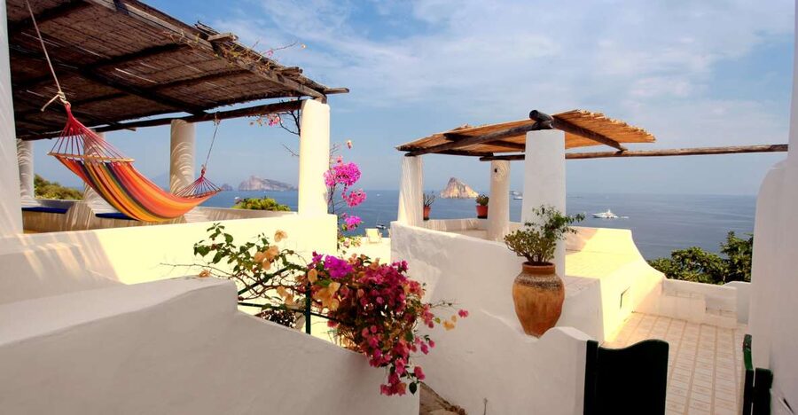 From Cefalù: Salina, Panarea, Stromboli Tour with Boat Ride - A 14-hour island run that actually feels logical