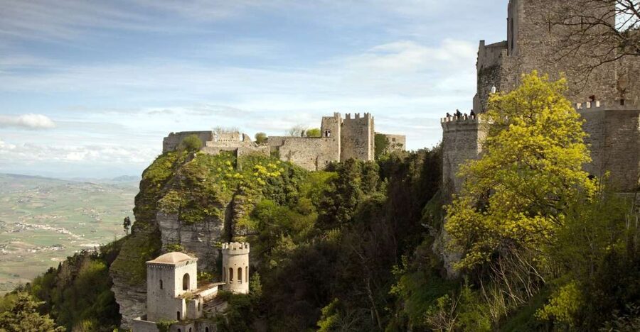 From Palermo: Erice and Marsala Day Trip with Lunch - Erice hilltop wandering: medieval streets, viewpoints, and the pastries break