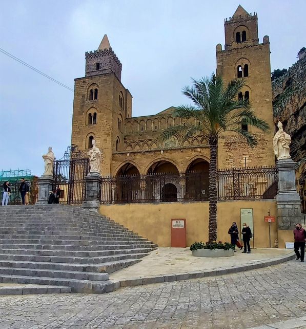 From Palermo: Medieval castle tour of Caccamo and Cefalù. - Cefalù Free Time: Shopping, Lunch, and a Cannoli Moment