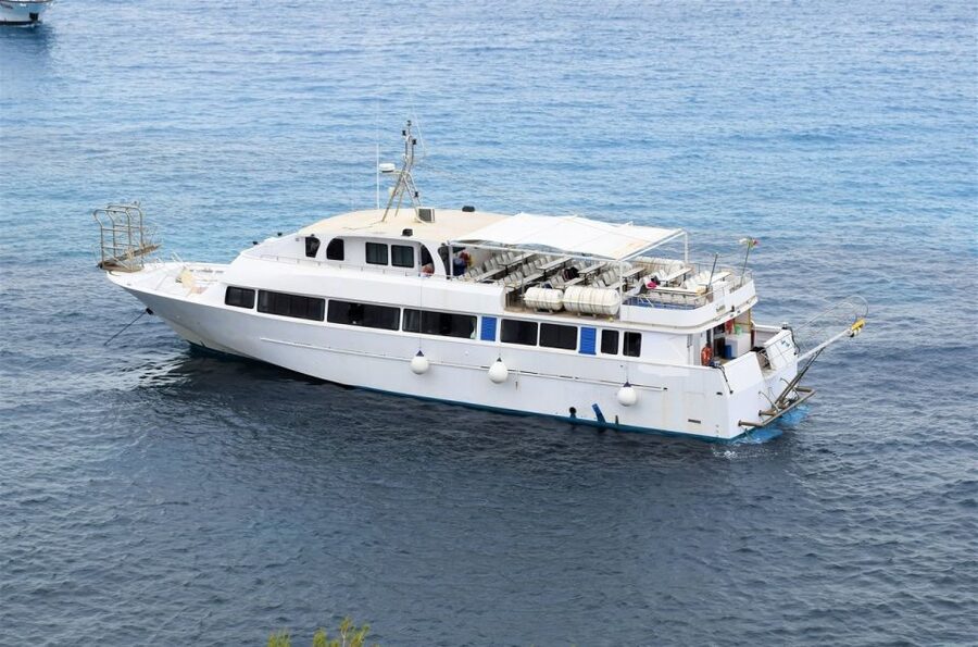 From San Vito: Boat Excursion to Favignana and Levanzo - The crossing on the Eolian Flyer: Asinelli, Porcelli, and Formica from the sea