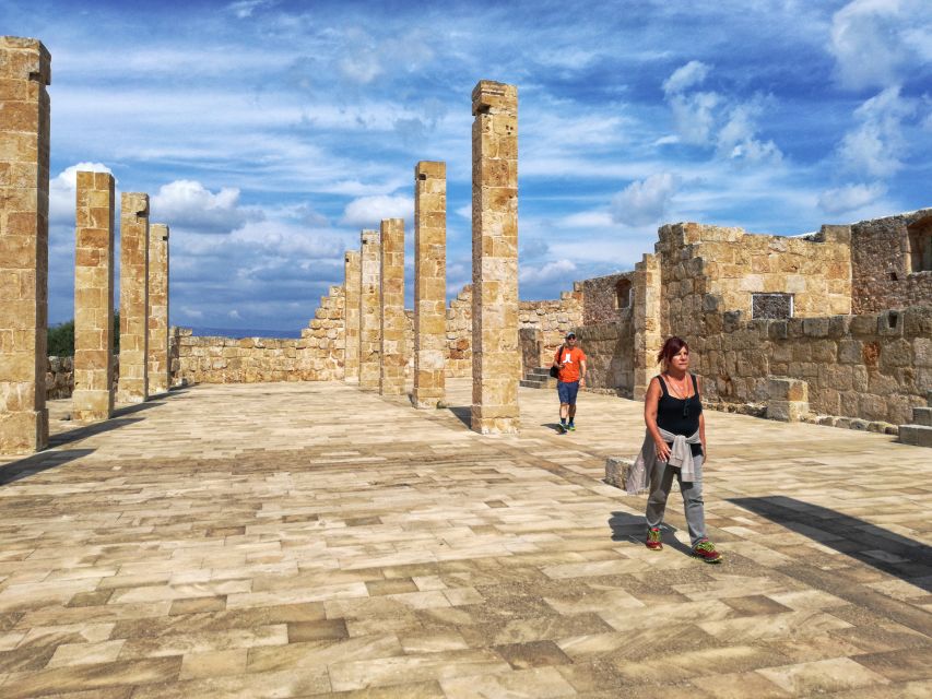 From Siracusa: Vendicari Nature Reserve Guided Tour - Tonnara of Vendicari and the Aragonese tower on foot