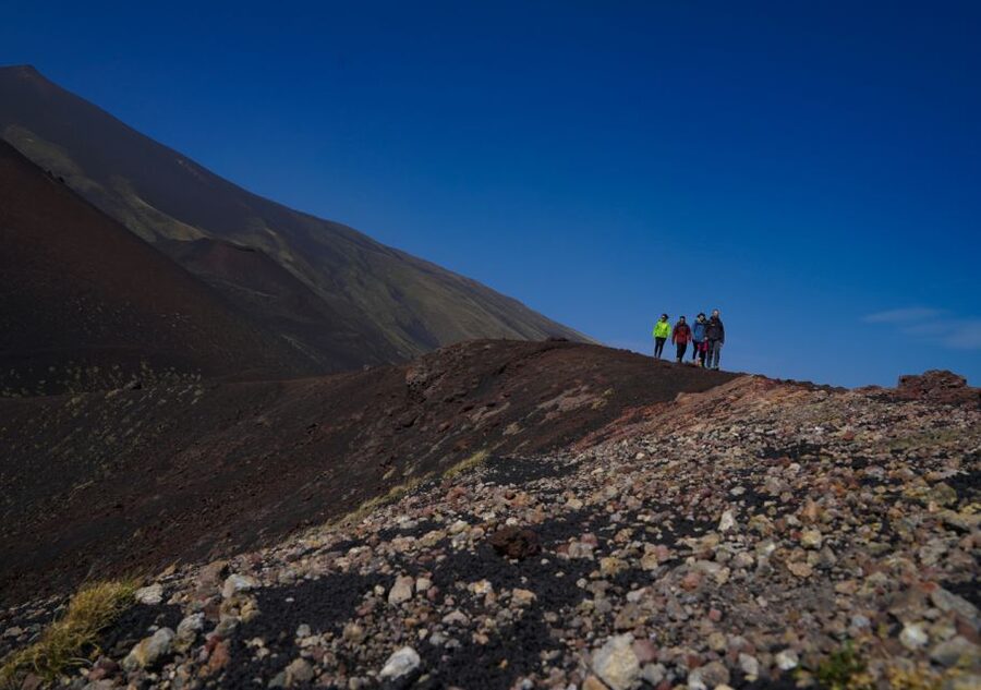 From Syracuse: Mount Etna Guided Morning Hike & Food Tasting - Silvestri Craters: how the guided walk turns views into understanding