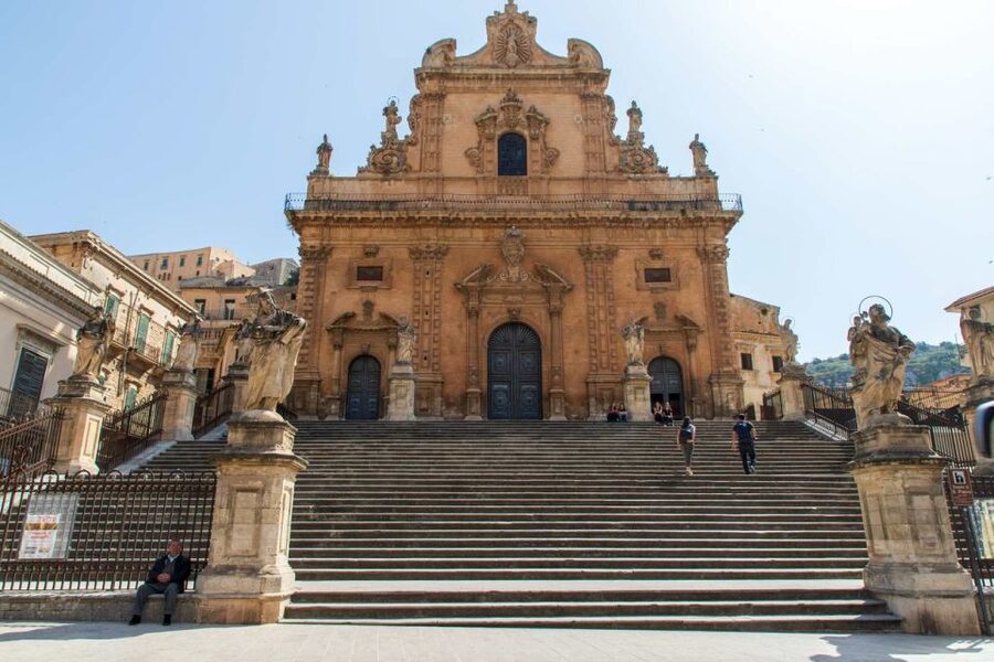 From Syracuse: Ragusa Ibla, Noto and Modica Private Day Trip - Modica Highlights: Pizzo Viewpoint, San Pietro and San Giorgio, Castle Ruins