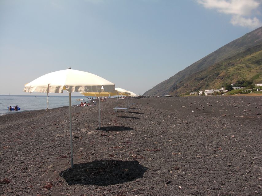From Taormina: Chic Panarea and Stromboli Day Tour - Crowds, Boat Size, and How to Get a Good Seat