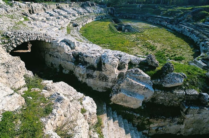 From Taormina: Full-Day Guided Tour of Syracuse - From Taormina to Syracuse by coach, and why the timing matters