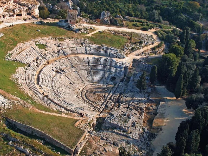 From Taormina: Full-Day Guided Tour of Syracuse - Fountain of Arethusa: a Syracuse classic for a calmer pause