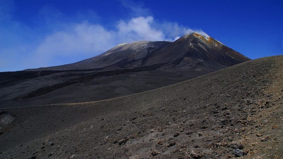 From Taormina: Mount Etna Guided Bus Tour - The Etna “chalet” lunch stop and what to expect from it