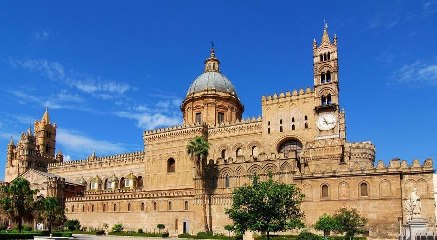 From Taormina: Palermo and Cefalù Day Trip - Piazza Pretoria to Quattro Canti: The Perfect First Walk in Palermo