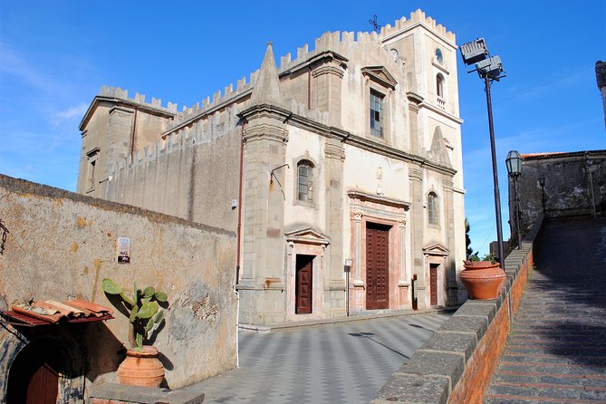 From Taormina: Private/Guided Godfather with appetizer and Pasta - Mafia history and anti-mafia context, handled with restraint