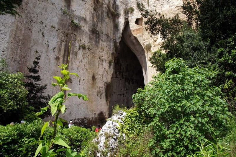 From Taormina: Syracuse and Noto Guided Day Trip by Bus - Key points to know before you go