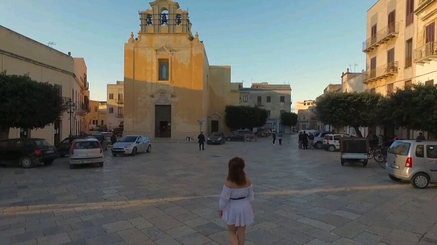 From Trapani: Day Cruise to Favignana & Levanzo with Lunch - Levanzo next: one hour in a tiny Mediterranean village