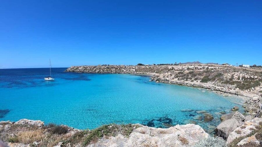 From Trapani: Favignana and Levanzo Boat Tour with Lunch - Crossing to Levanzo: short sailing, then a different island mood