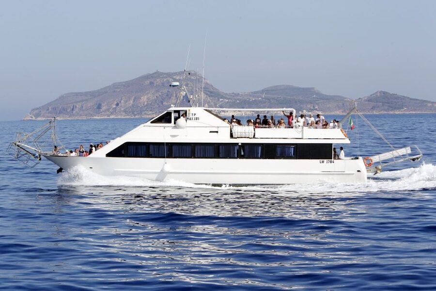 From Trapani: Favignana and Levanzo Boat Trip with Stops - From Trapani’s port at 9:00, you’re already on island time