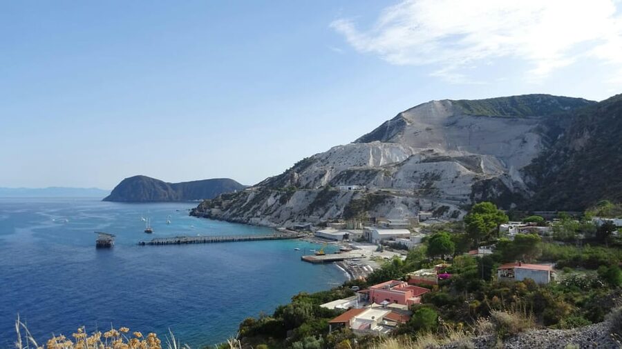 From Tropea: Vulcano Lipari Sciara By Day - Boat day reality check: crowding, noise, and bathroom limits
