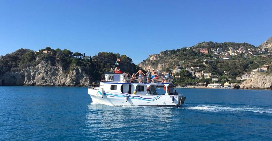 Giardini Naxos: Boat Trip Isola Bella with Snorkeling - Giardini Naxos to Isola Bella: Why This 2-Hour Snorkel Cruise Works