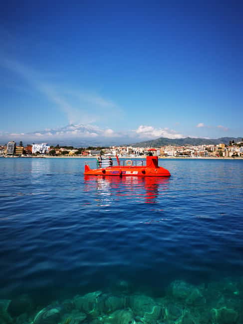 Giardini Naxos: Semi-Submarine Tour to Isola Bella - What you do onboard, from the hatch to the submerged windows