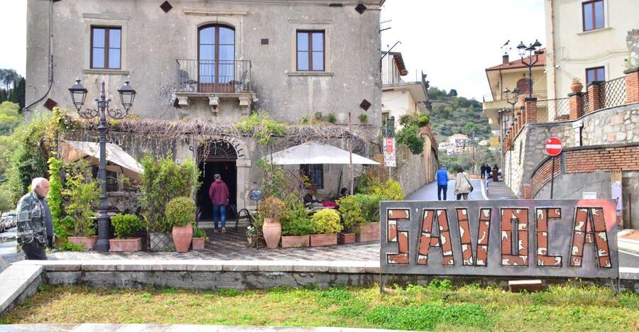 GODFATHER TOUR film's locations departure from Taormina area - Getting to Savoca: winding streets and Sant’Alessio in between