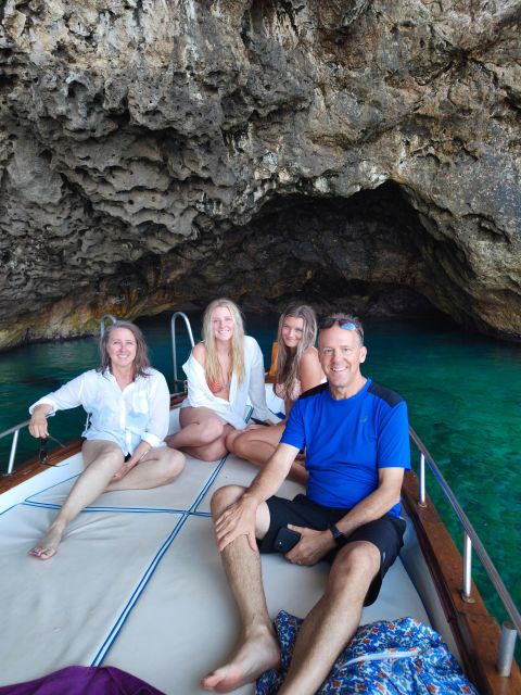 HALF-DAY TAORMINA BOAT TOUR - Meeting at the Beach: Finding the Via Nazionale Boarding Point