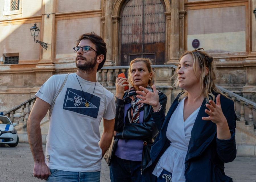 Highlights & Hidden Gems of Palermo Private Tour - Piazza Pretoria and Fontana Pretoria, a famous plaza with a story
