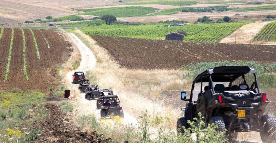 Hot spring and Temple - Getting started at Segesta Tour 4x4: short day, clear rhythm