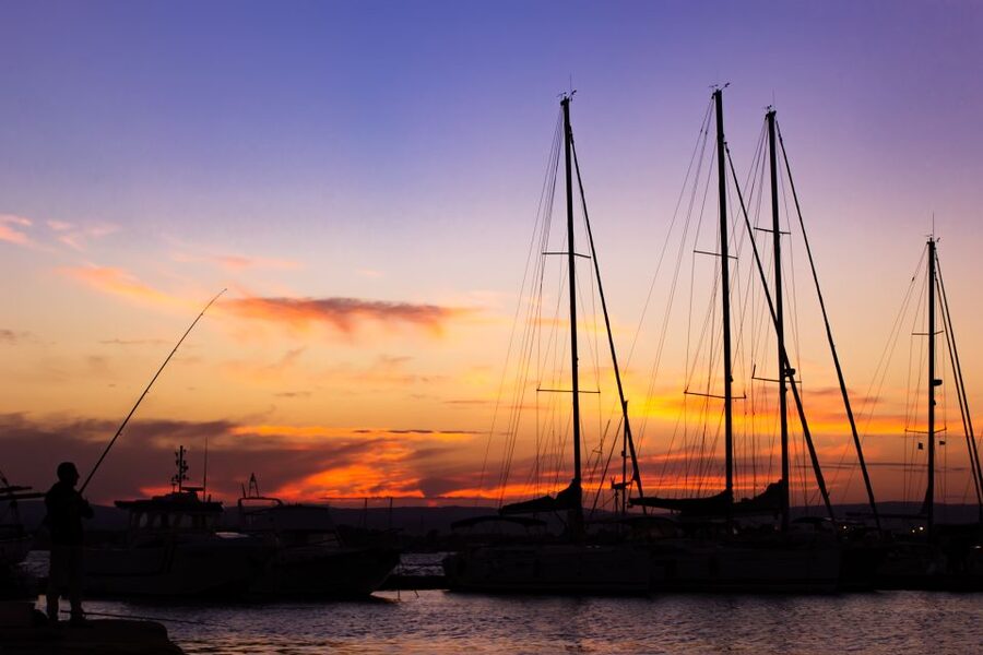 Island of Ortigia: Sunset Boat Tour with Aperitif - Sailing out of Ortigia, and seeing the whole island at once
