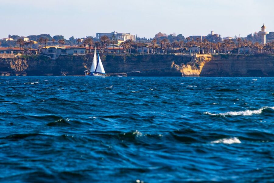 Island of Ortigia: Sunset Boat Tour with Aperitif - Who this Ortigia sunset boat tour suits best