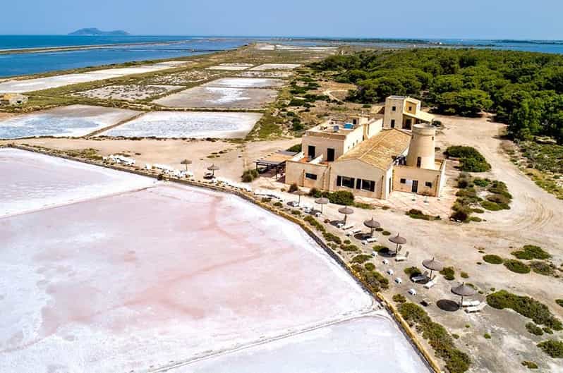 Isola Lunga Marsala - Why the lagoon ride through Stagnone sets the tone