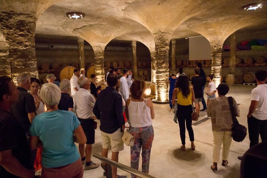 LIPARI WINERY - SUNSET WINE TASTING - Who should book this sunset tasting, and who might skip