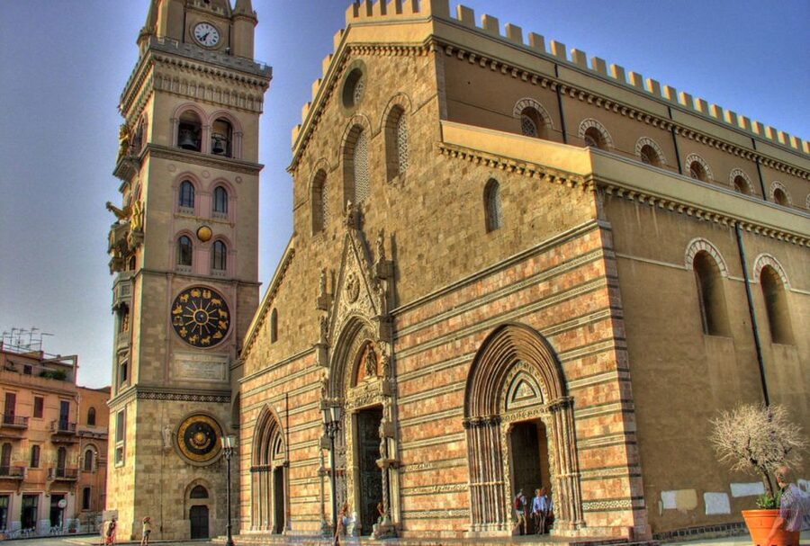 Messina: Guided City Highlights Walking Tour - S.S. Annunziata dei Catalani: Norman meets Sicilian