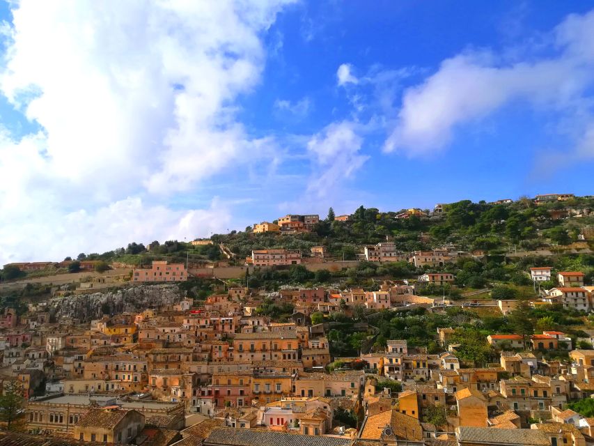 Modica private tour: the chocolate town in Sicily - Cathedral of San Pietro: Twelve Apostles, Polychrome Marble, and Frescoes