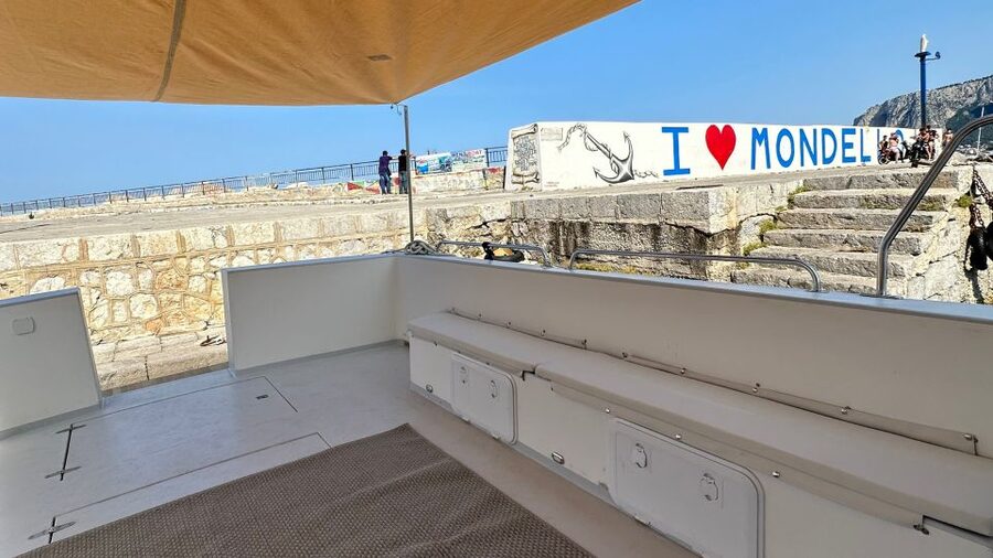 Mondello: 4-Hour Coastal Boat Tour with Aperitif & Swimming - Captains, local stories, and what the best days feel like