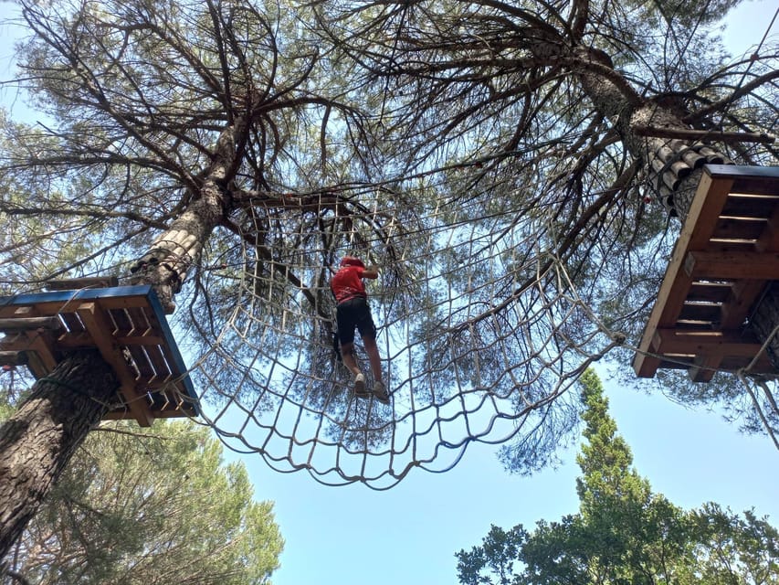 Monti Rossi Adventure Park Entry Ticket Full - Route colors and your skill ladder: white through purple and up2tree