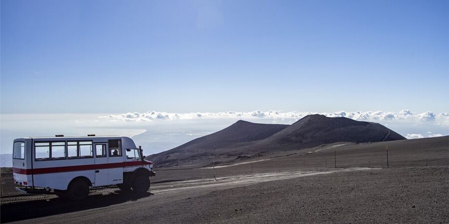 Mount Etna: Roundtrip Cable Car and 4x4 Bus Ticket - Weather Contingencies You Should Plan For (Wind and Snow)