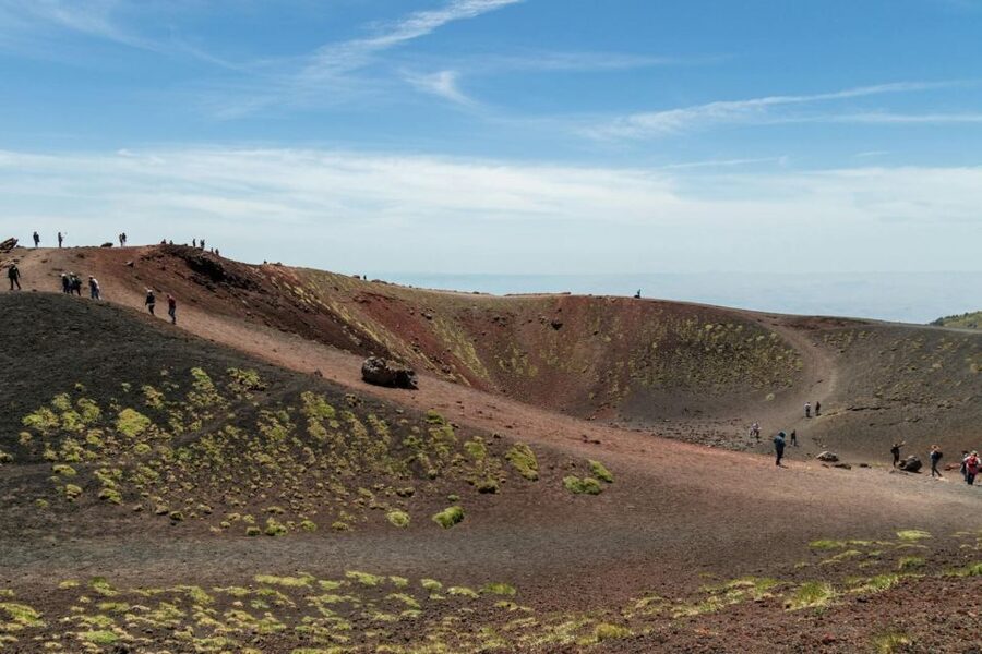 Mount Etna Tour to 1900m from Taormina - FAQ