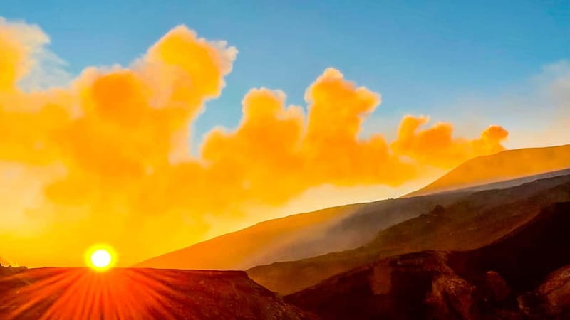 Mount Etna: Trek to 3000m with cable car and jeep - Getting to the top costs extra, so budget realistically