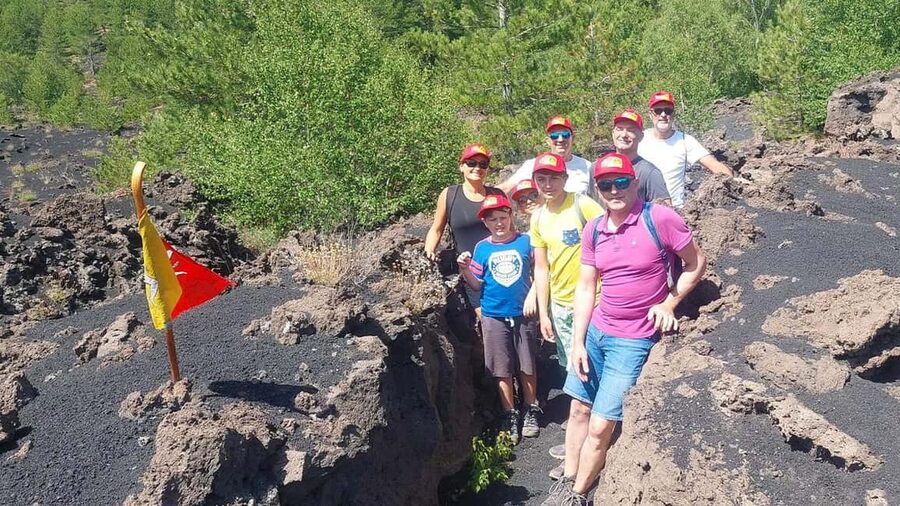 Mount Etna: trek with vintage car, tasting sicilian produtcs - Stop by Stop: Etna in Miniature, then the scars of the 2002 eruption