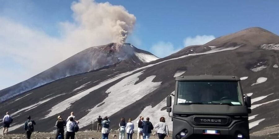 Mt. Etna Summit: Official box-office for Ascent to the Top - Mt. Etna Summit by 4x4: what this short trip delivers
