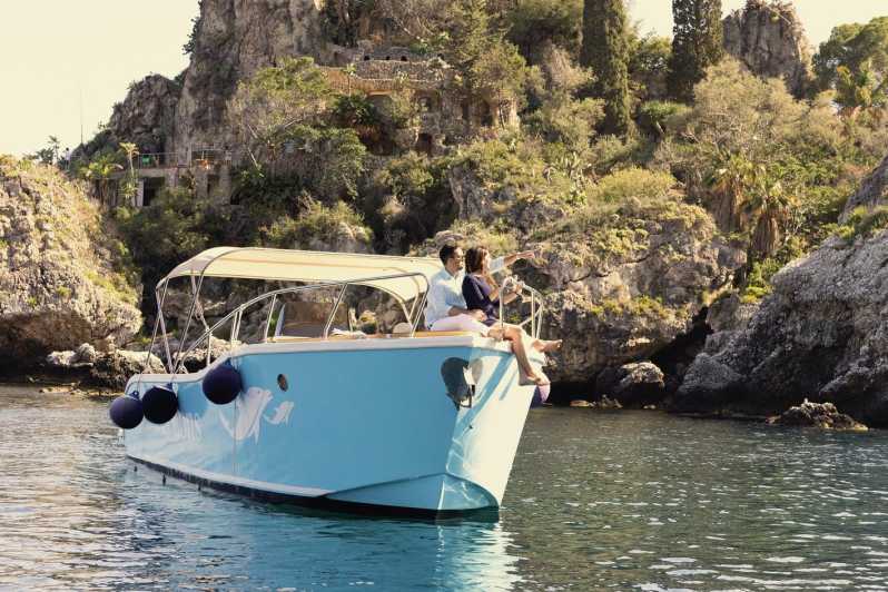Naxos: Cruise on Isola Bella with swimming, fruit & prosecco - Entering The Water World: What This 2-Hour Cruise Feels Like
