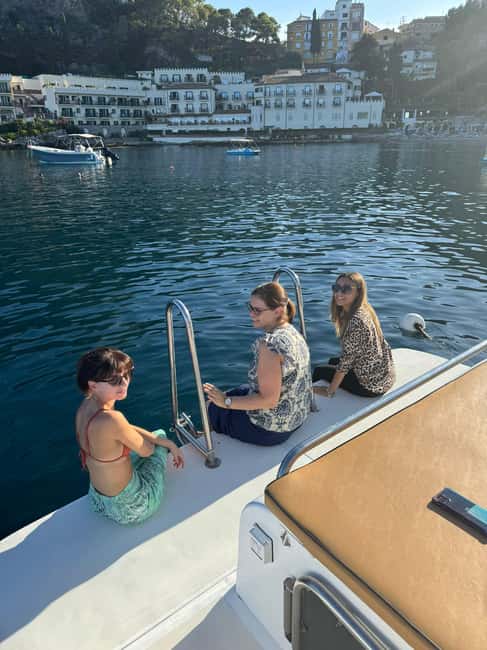 Naxos: Cruise on Isola Bella with swimming, fruit & prosecco - Taormina’s Natural Caves and Coves: Why the Boat View Matters
