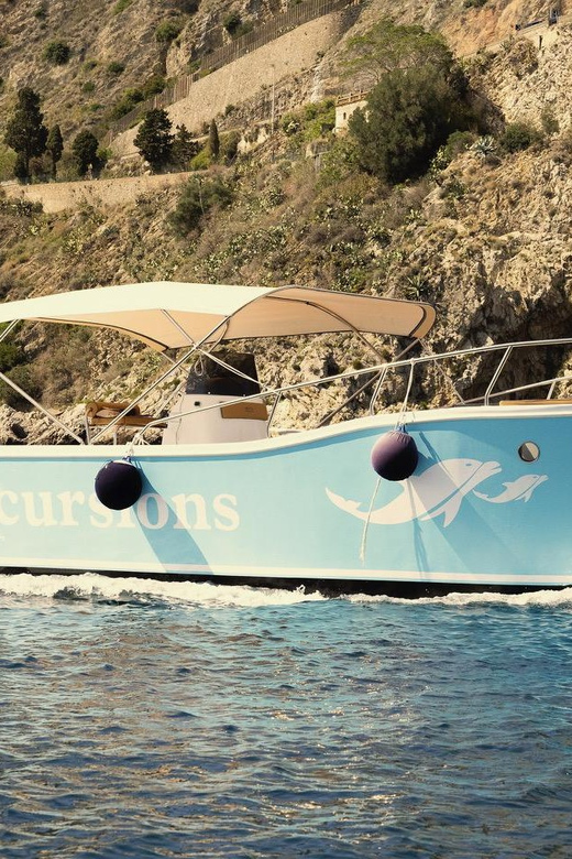 Naxos: Cruise on Isola Bella with swimming, fruit & prosecco - Fruit, Aperitif, and Prosecco: The Onboard Treats Worth Planning Around