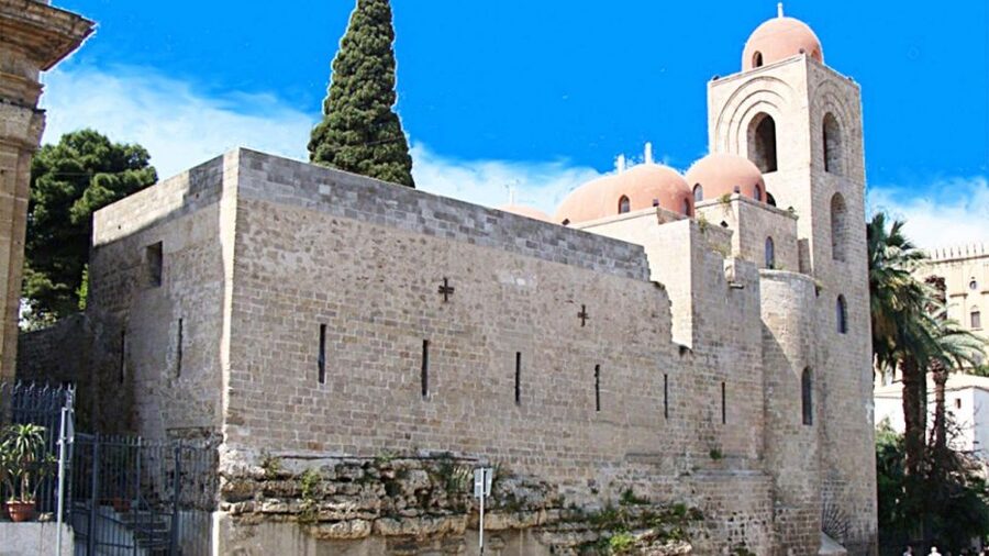 Palermo Audioguide - TravelMate app for your smartphone - Online vs Offline Listening, Plus the Text Option