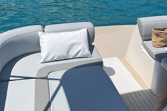 Palermo: Boat tour luxury - Getting on board at WhiteScalo dellArenella, and what the day feels like